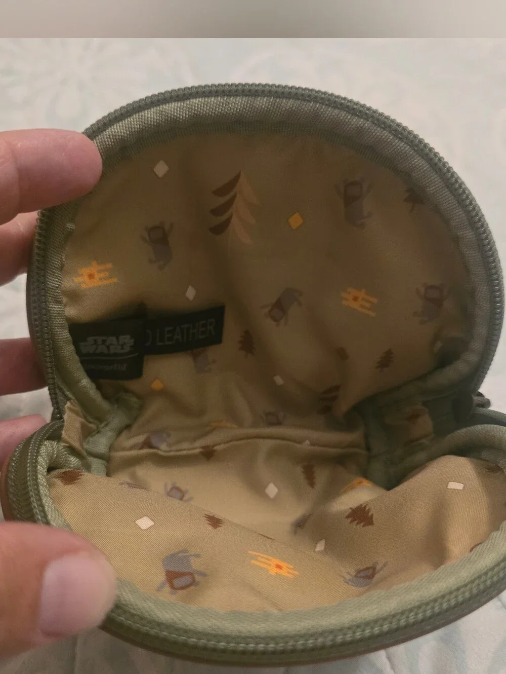 Star Wars Loungefly Ewok Small Zip-around Pouch